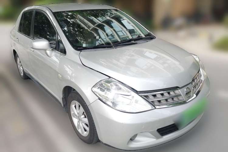 Used Nissan Tiida Sedan 2008 1.6L Automatic Fashion Edition Front Right 45 Deg