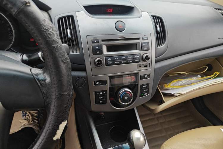 Used Kia Forte 2011 1.6L AT Premium
