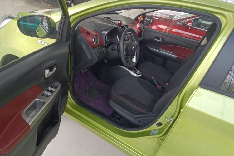 Used CHANGAN Benni 2014 1.4L IMT Luxury Model
