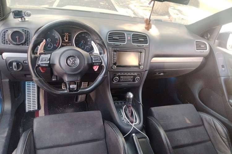 Used Volkswagen Golf 2011 2.0 TSI R
