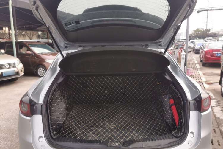 Used Mazda CX-4 2021 2.0L Automatic Two-Wheel Drive Blue Sky Dynamic Edition
