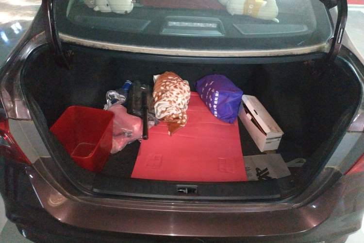 Used Nissan Sylphy 2016 1.6 XL CVT Deluxe Edition Trunk