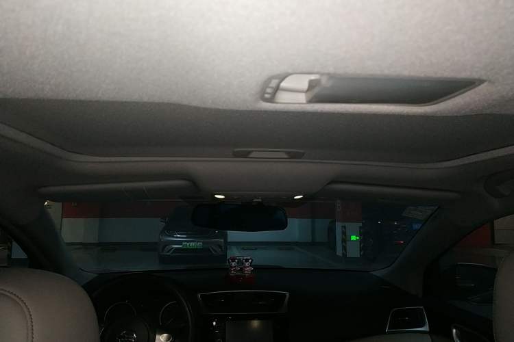 Used Nissan Sylphy 2016 1.6 XL CVT Deluxe Edition Headliner