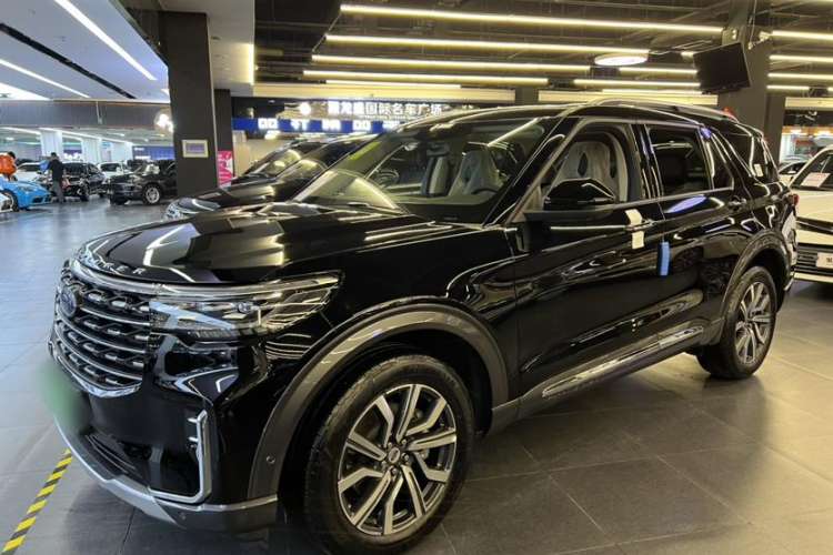 Used Ford Explorer 2023 EcoBoost 285 Four-Wheel Drive Titanium Edition 7-Seater