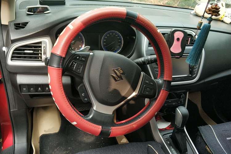 Used Suzuki S-Cross 2015 1.4T Automatic Two-Wheel Drive Prestige Model