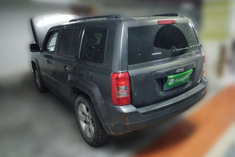 Used Jeep Patriot 2014 2.4L Sport Edition Rear Left 45 Deg