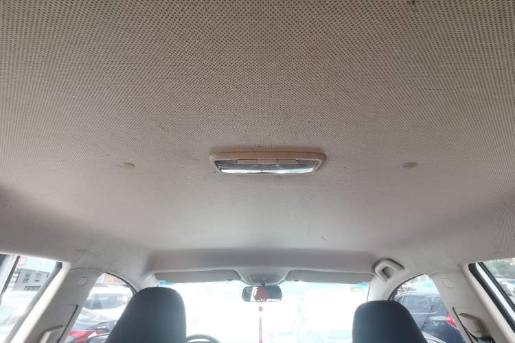 Used Baojun 560 2016 1.8L Manual Value Edition
