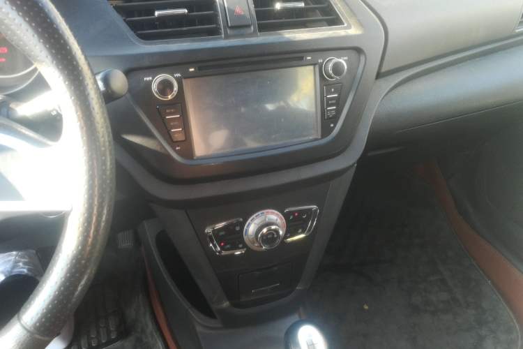 Used Lifan Auto X50 2014 1.5L Manual Elite Model