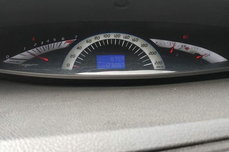 Used JAC Refine M5 2012 2.0T Gasoline Manual Business Edition