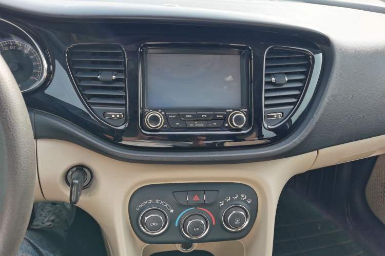 Used Fiat Viaggio 2012 1.4T Manual Enjoyment Edition
