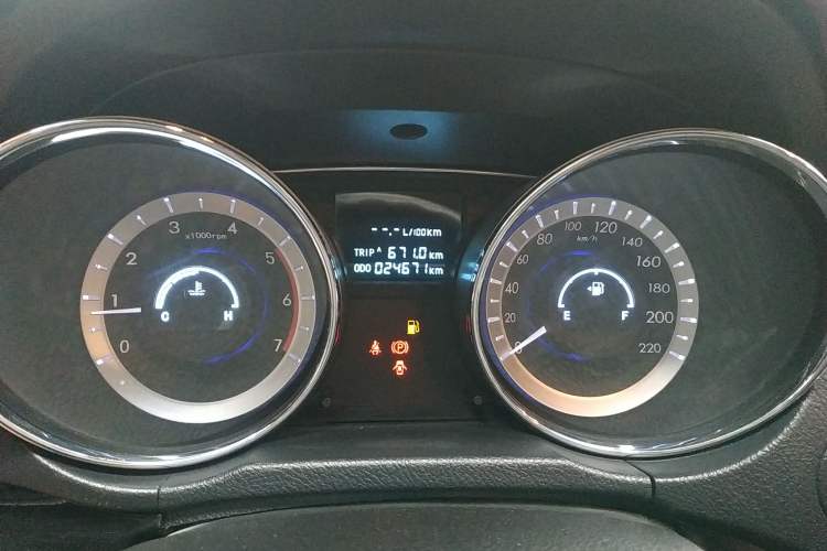 Used Foday Landfort 2015 2.4L Gasoline Two-Wheel Drive Standard Edition 7-Seater