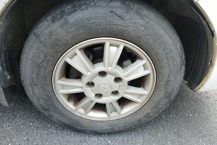 Used JAC Refine M5 2012 2.0T Gasoline Manual Business Edition