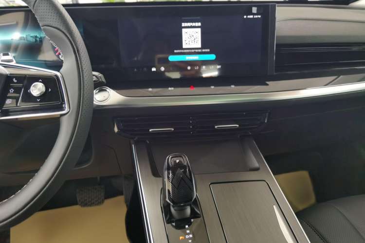 Used Roewe RX5 MAX 2022 2.0T Automatic Zhiwei Zunrong Edition