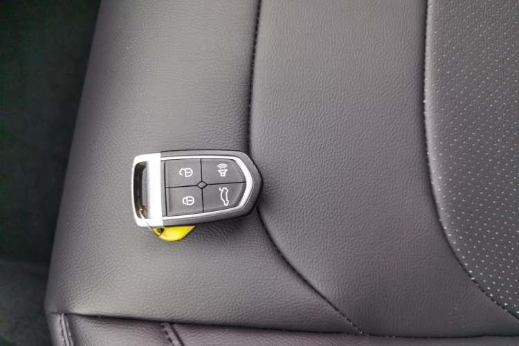 Used BORGWARD BX7 2018 28T 2WD Comfort Version 5 Seats China VI Emission Standard