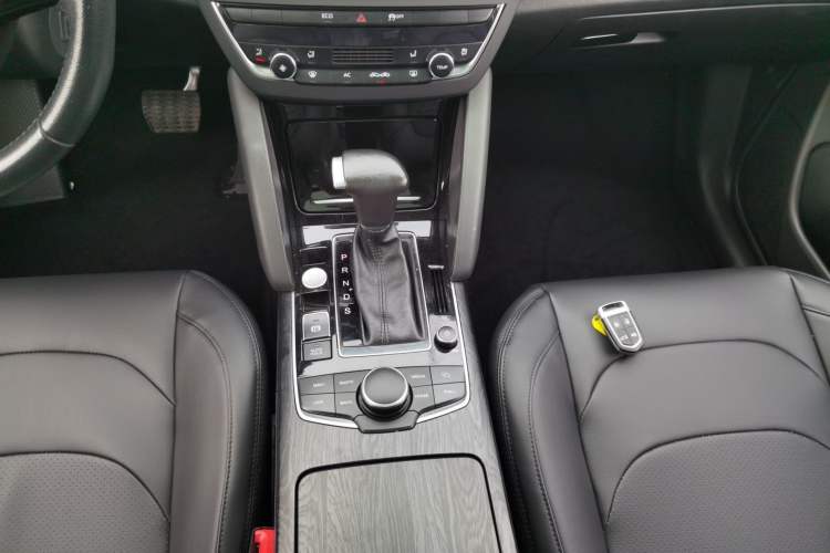 Used BORGWARD BX7 2018 28T 2WD Comfort Version 5 Seats China VI Emission Standard