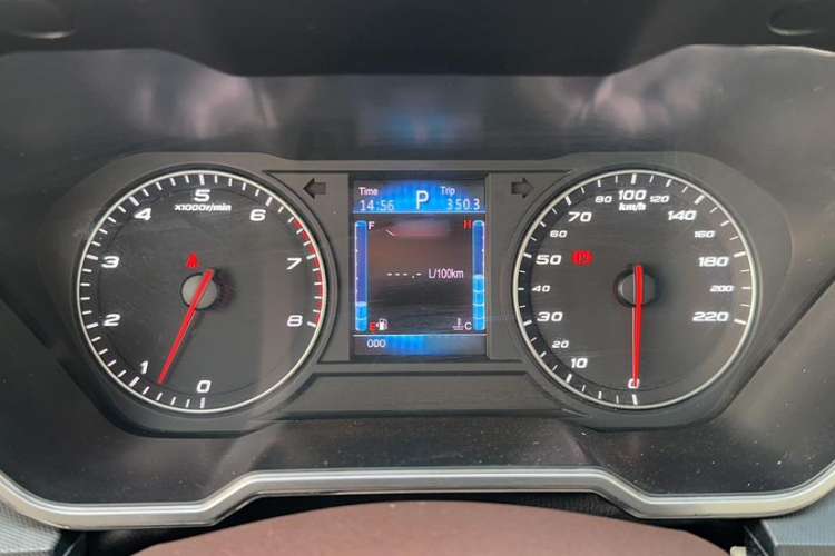 Used Zotye T700 2017 1.8T Dual-Clutch Luxury Model