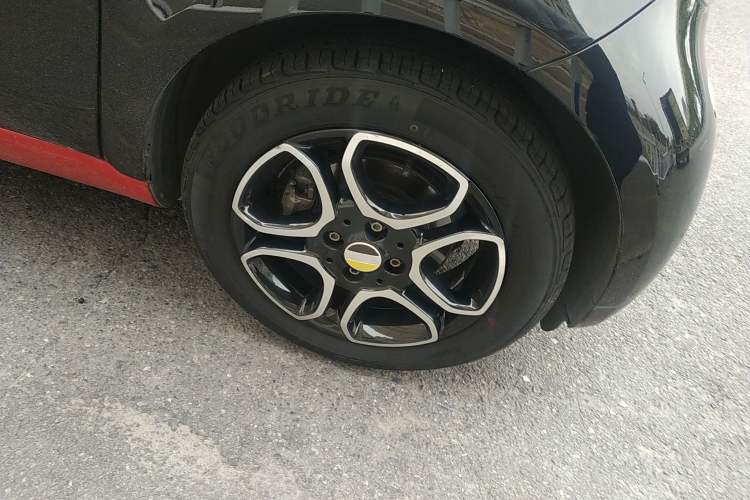 Used smart fortwo 2016 0.9T 66 kW Convertible Pioneer Edition
