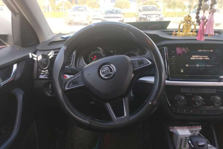 Used Skoda Kamiq 2020 GT 1.5L Automatic Flagship Model China VI Standard Steering Wheel