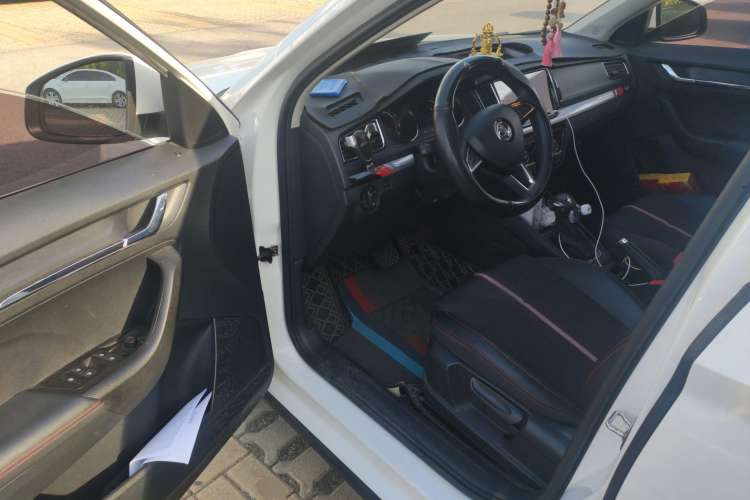 Used Skoda Kamiq 2020 GT 1.5L Automatic Flagship Model China VI Standard Driver Seat