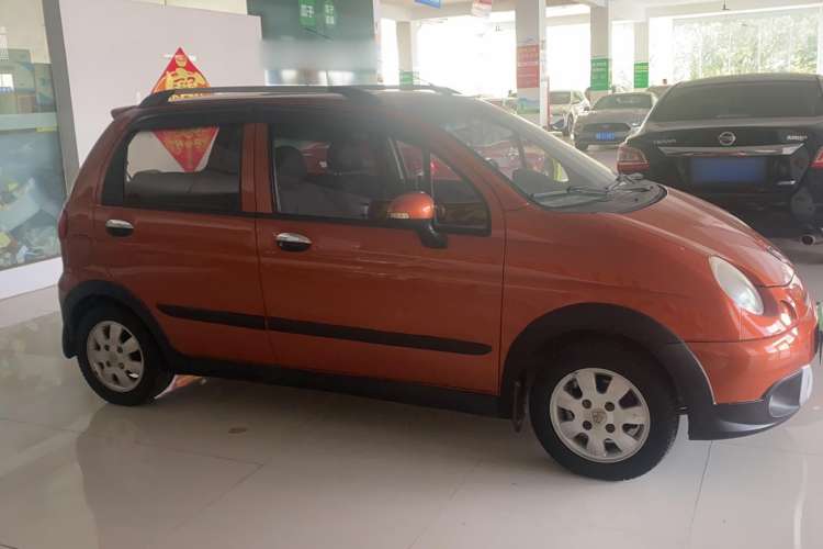Used Baojun  2012 Revised Version 1.2L Manual Sporty Edition Dynamic Type
