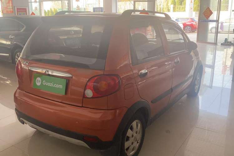 Used Baojun  2012 Revised Version 1.2L Manual Sporty Edition Dynamic Type
