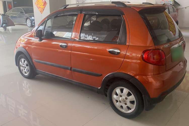 Used Baojun  2012 Revised Version 1.2L Manual Sporty Edition Dynamic Type
