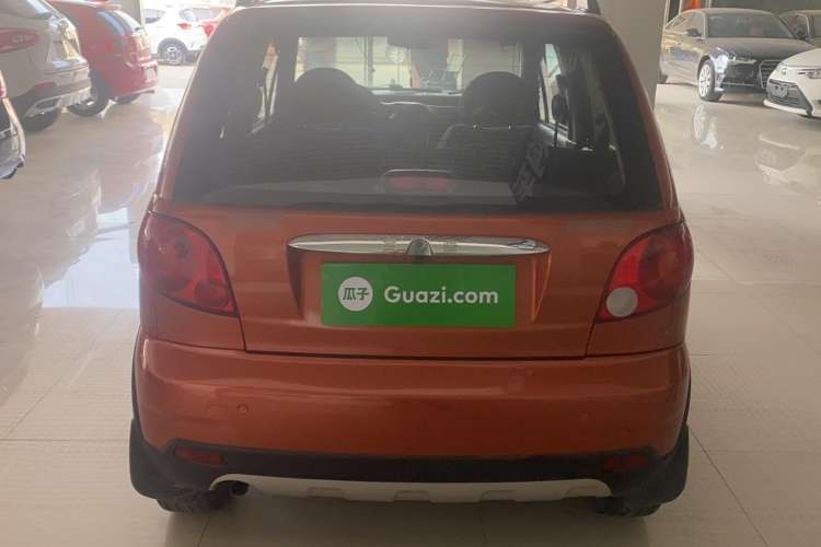 Used Baojun  2012 Revised Version 1.2L Manual Sporty Edition Dynamic Type
