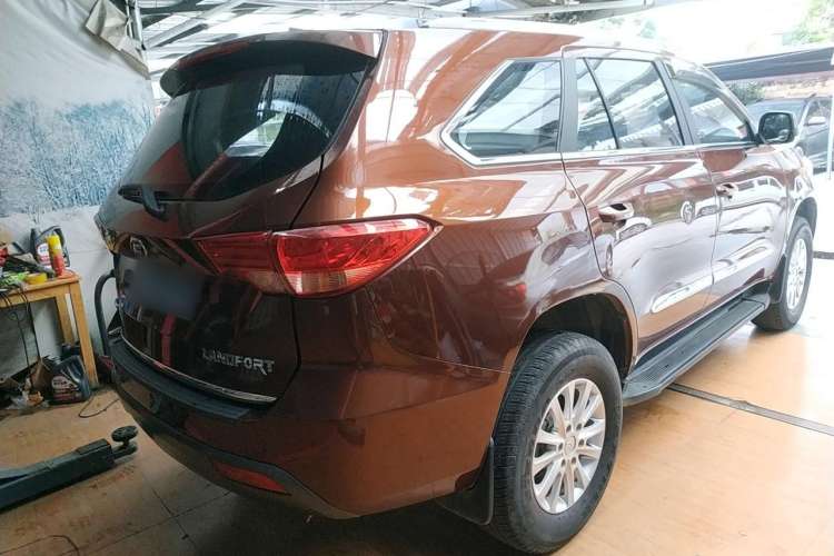 Used Foday Landfort 2015 2.4L Gasoline Two-Wheel Drive Standard Edition 7-Seater