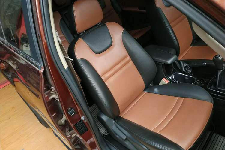 Used Foday Landfort 2015 2.4L Gasoline Two-Wheel Drive Standard Edition 7-Seater