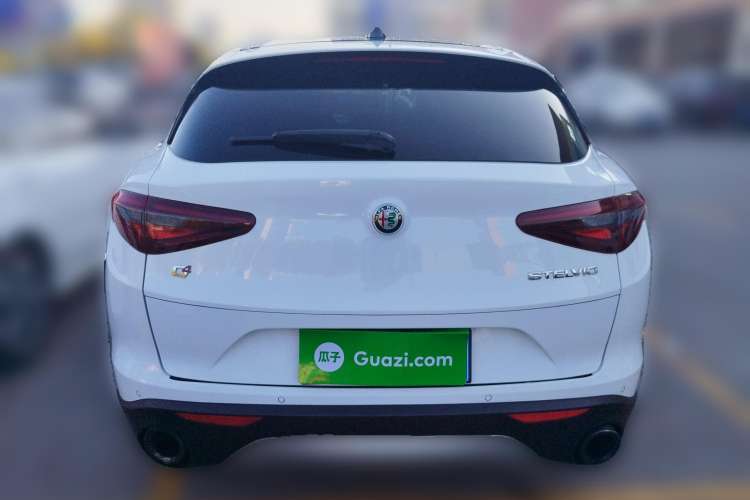 Used Alfa Romeo Stelvio 2017 2.0T 280HP Luxury Edition Rear