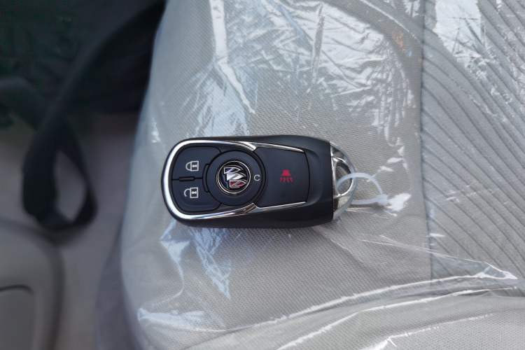 Used Buick GL8 2023 Land Executive Class Comfort Model
