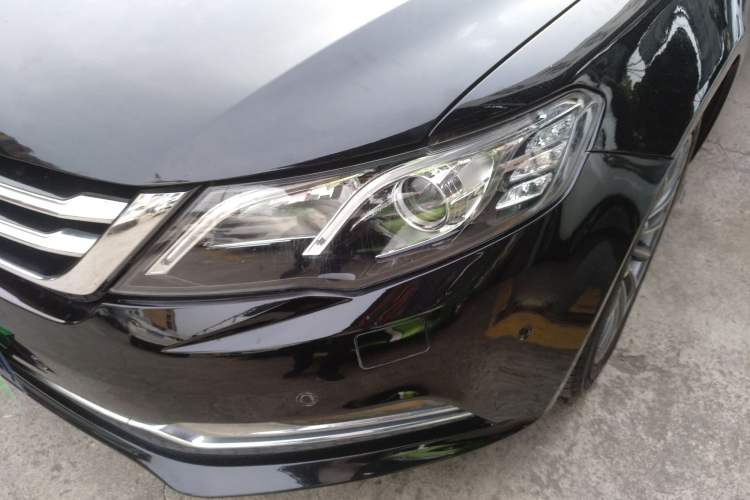 Used Zotye Z700 2016 1.8T Manual Elegant Model
