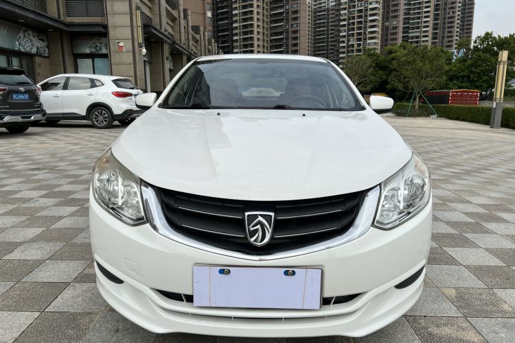 Used Baojun 630 2014 1.5L manual standard version
