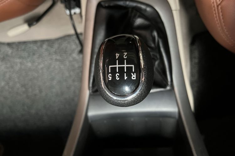 Used Baojun 630 2014 1.5L manual standard version