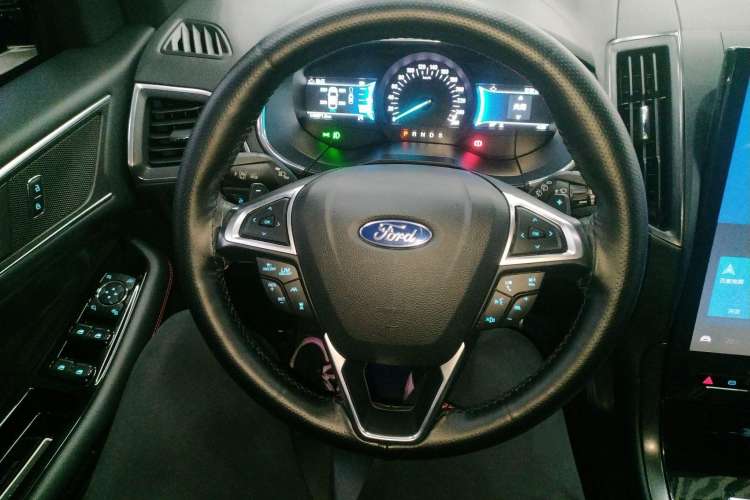 Used Ford Edge 2020 EcoBoost 245 4x4 ST-Line 7-Seater
