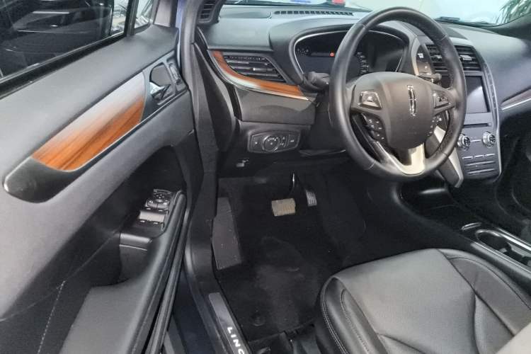 Used Lincoln MKC 2018 2.0T Four-Wheel Drive Zunya Edition
