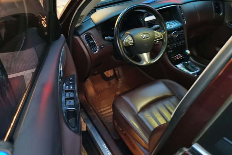 Used Infiniti QX50 2015 2.5L Enjoyment Edition
