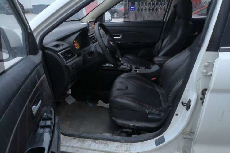 Used Dongfeng Fengon 370 2018 S370 1.5L CVT Luxury 7-Seater