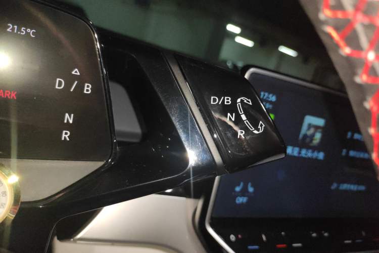 Used Volkswagen ID.6 CROZZ 2021 Long-Range PRO Edition Gear Lever