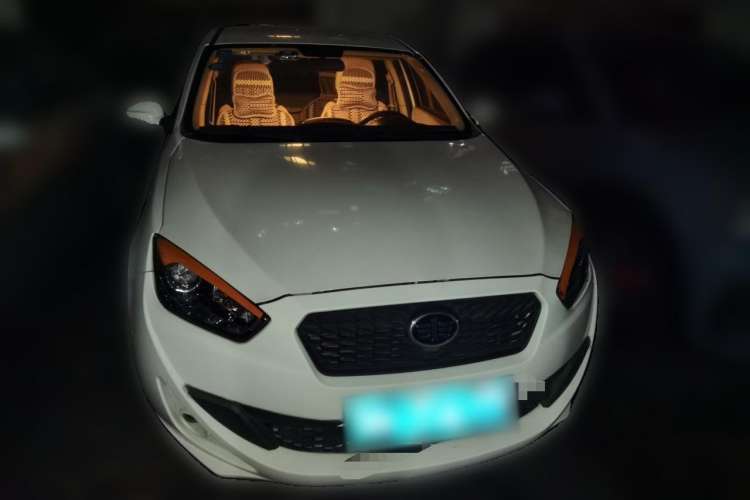 Used Oley Oley 2012 Sedan 1.5L Manual Comfort Model
