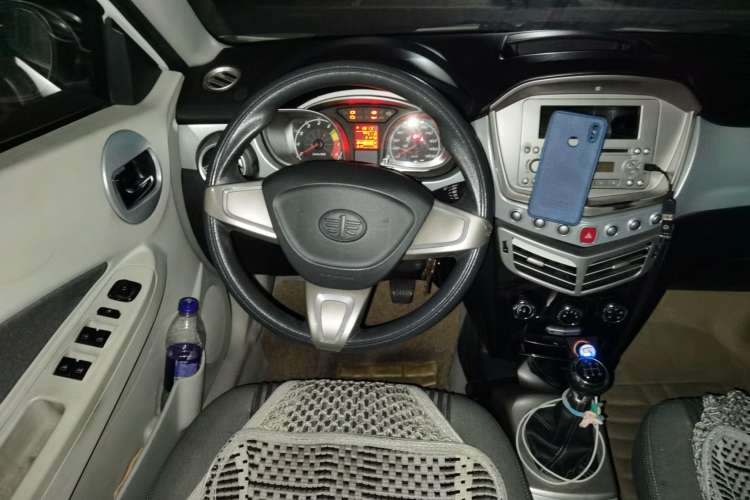 Used Oley Oley 2012 Sedan 1.5L Manual Comfort Model
