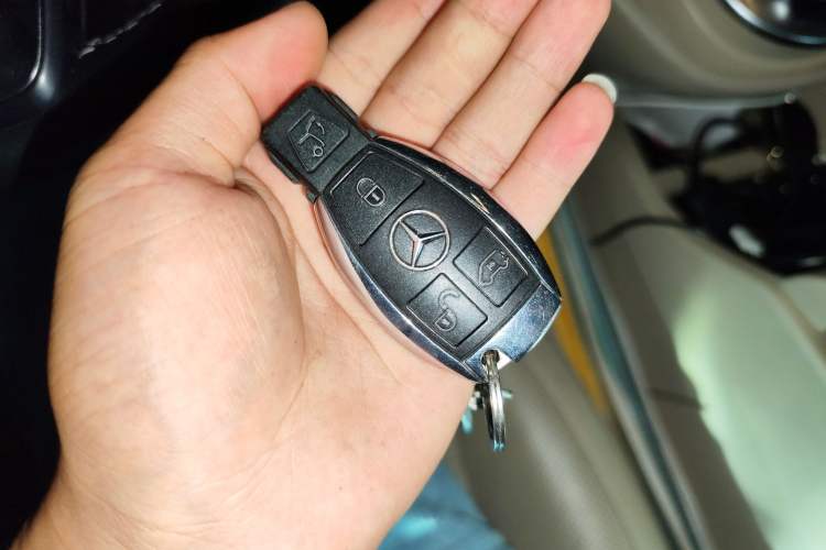 Used Mercedes-Benz V-Class 2016 V 260 L Prestige Extended Edition