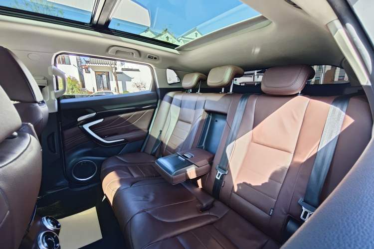 Used Wey VV7 2017 2.0T Flagship Model
