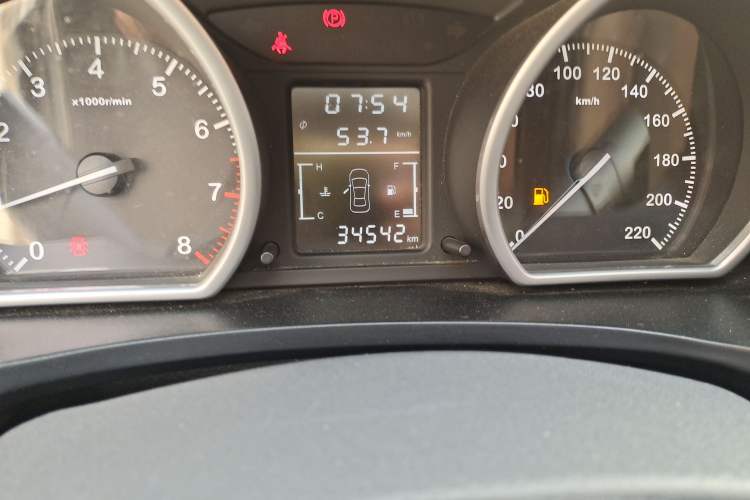 Used Zotye T600 2015 1.5T Manual Luxury Model
