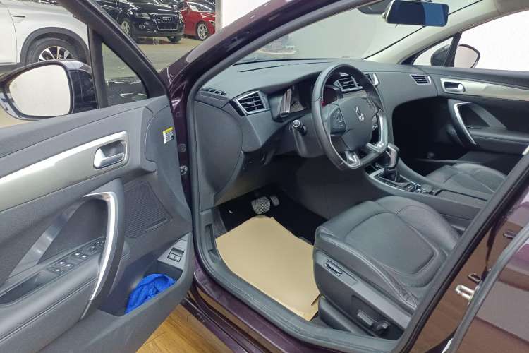 Used DS 4S 2018 30THP Dynamic Edition
