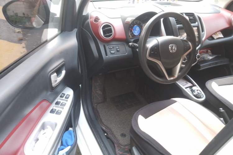 Used CHANGAN Benni 2015 1.4L IMT Prestige Model China V Standard
