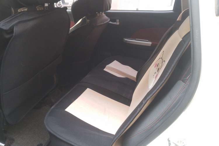 Used CHANGAN Benni 2015 1.4L IMT Prestige Model China V Standard
