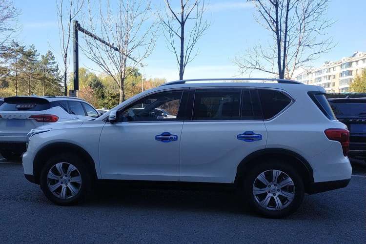 Used GAC Trumpchi GS7 2017 320T Two-Wheel-Drive Luxury Smart Connectivity Model
