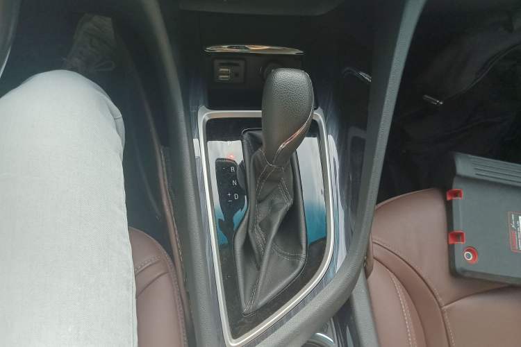 Used Buick GL6 2019 18T 6-Seater Connected Luxury Version China V Standard