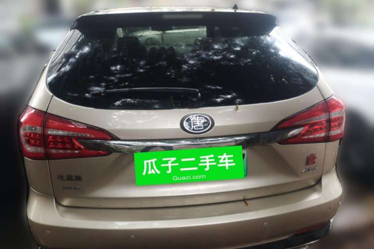 Used BYD Tang New Energy 2015 2.0T Four-Wheel-Drive Flagship Model Rear
